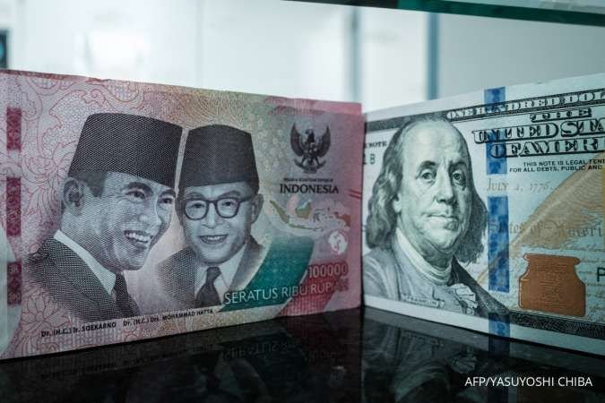 Rupiah spot melemah 0,05% ke Rp 17.813 per dolar AS pada Senin (22/6) pagi