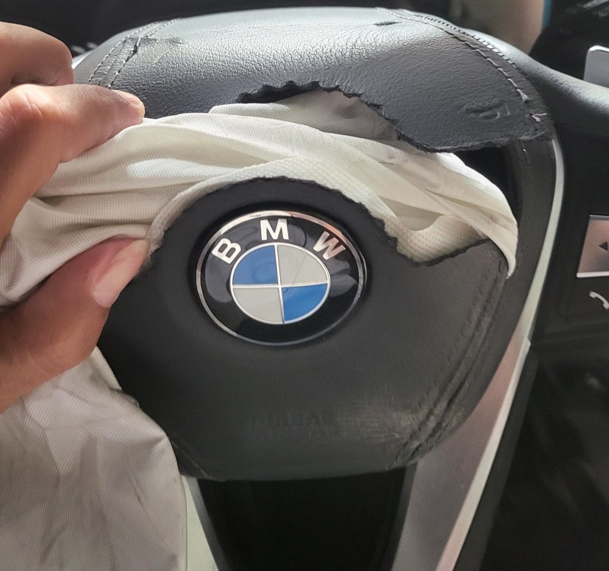 Ganti airbag baru, ternyata pasangnya enggak bisa asal-asalan