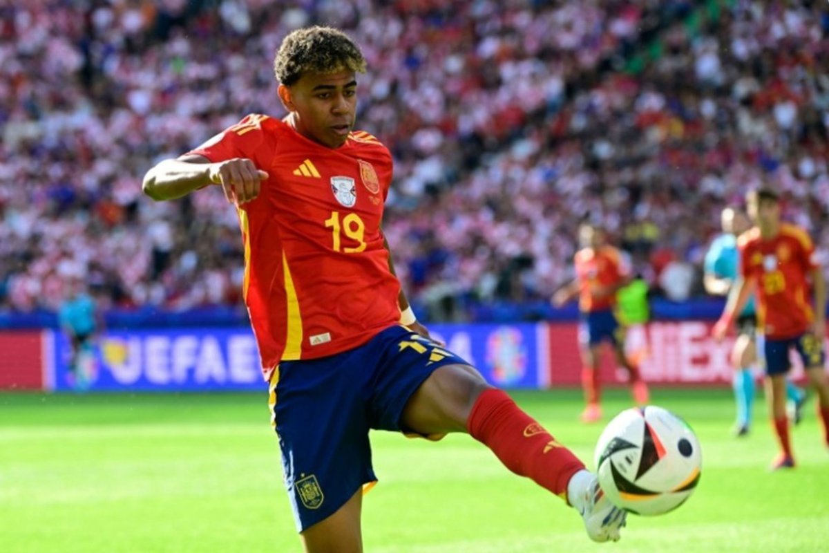 Kembalinya Yamal bikin Spanyol menggila saat bungkam Arab Saudi 4-0