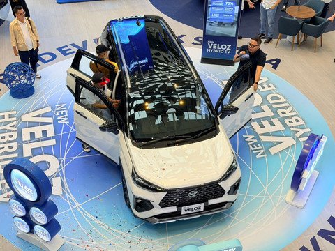 Berita populer: Toyota Veloz hybrid mobil HEV terlaris; Daihatsu kumpul sahabat