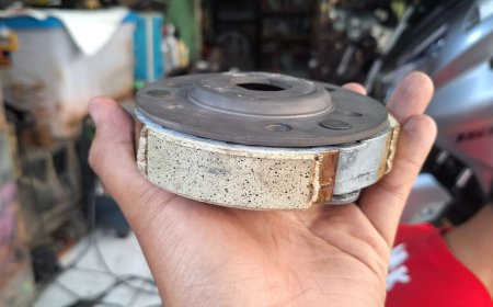 Ternyata cara bawa motor matic begini bikin kampas ganda cepat habis