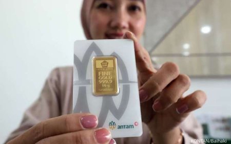 Harga emas Antam hari ini tetap stagnan di level Rp 2.668.000 per gram, Senin (22/6)